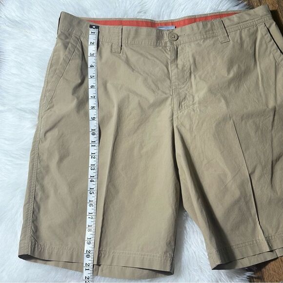 Columbia Tan Shorts - Picture 8 of 10